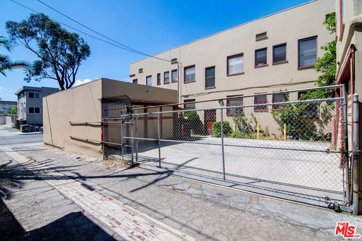 2375 W 12th Street, Los Angeles, California 90006