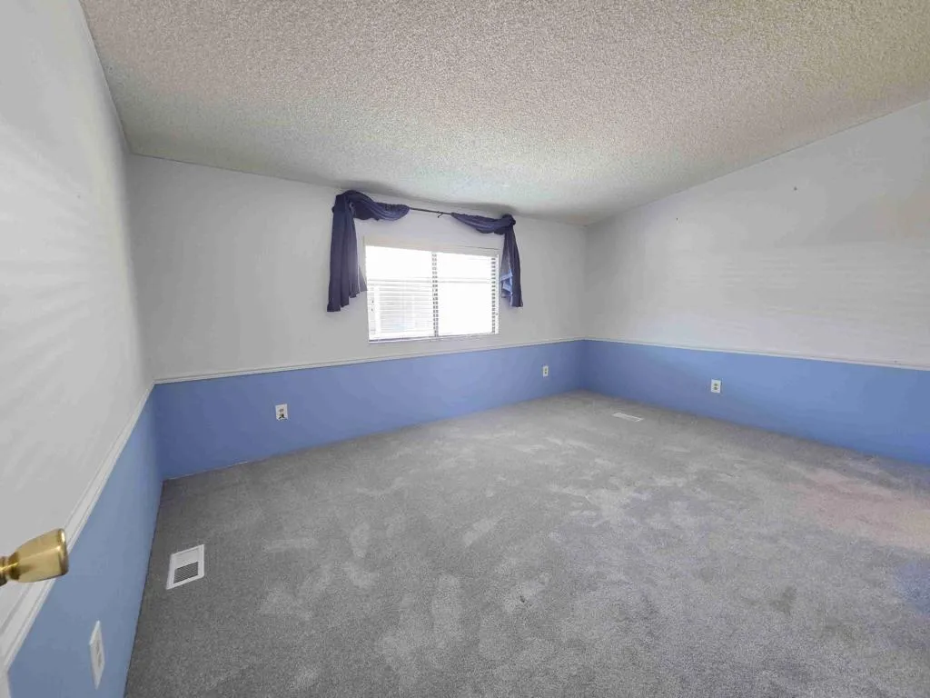 Rear Primary Bedroom