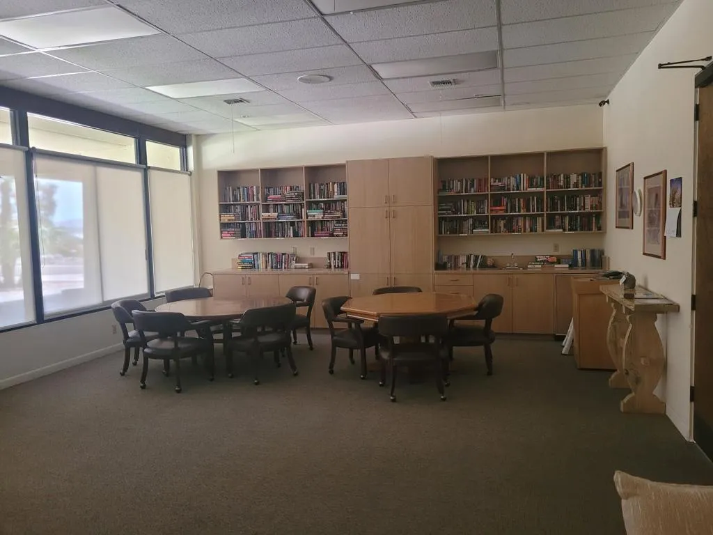 Clubhouse - Women's Lounge