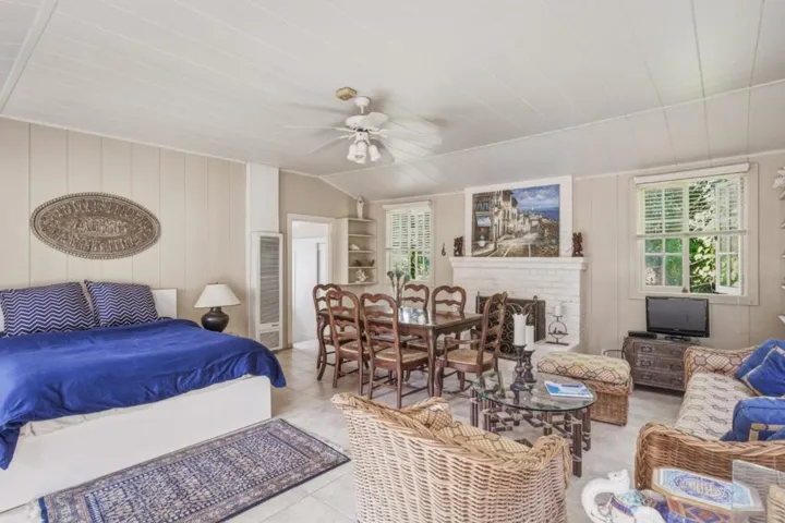Guest house (Bedroom #5)