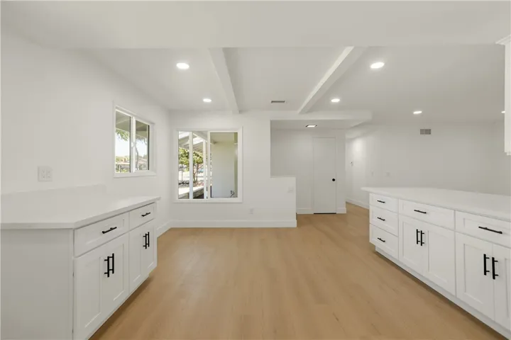 384 W 7th, Upland, California 91786