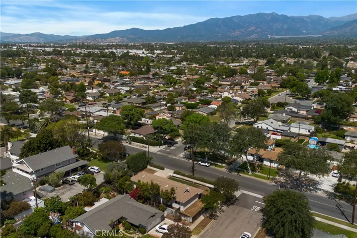 384 W 7th, Upland, California 91786
