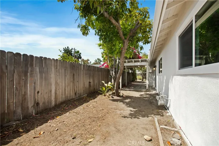 384 W 7th, Upland, California 91786