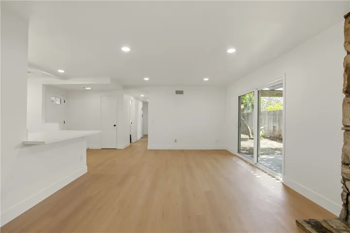 384 W 7th, Upland, California 91786