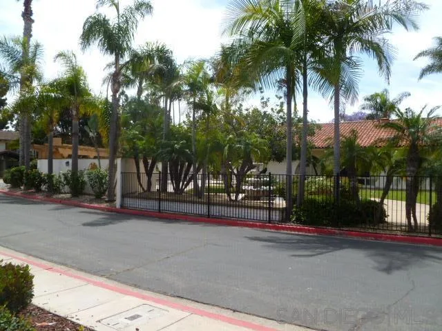 4044 Loma Riviera Cir, San Diego, California 92110