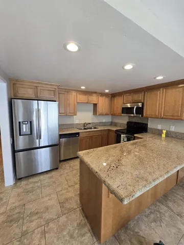 4044 Loma Riviera Cir, San Diego, California 92110
