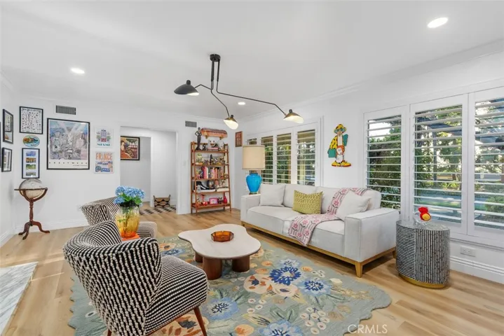 5910 Victoria, Riverside, California 92506