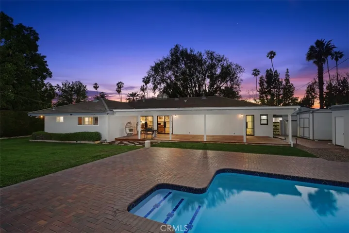 5910 Victoria, Riverside, California 92506