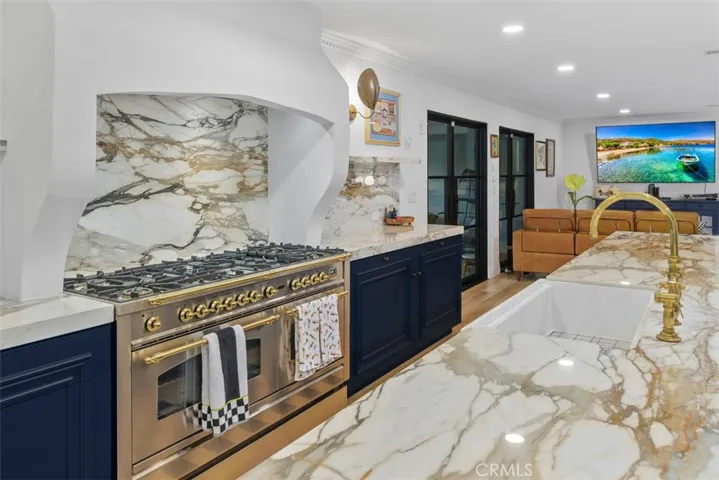 5910 Victoria, Riverside, California 92506