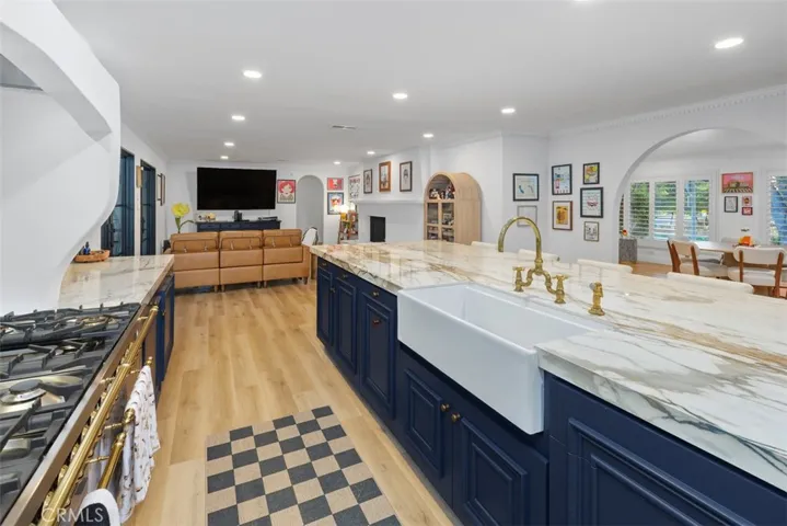 5910 Victoria, Riverside, California 92506