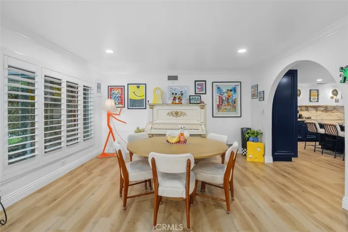 5910 Victoria, Riverside, California 92506