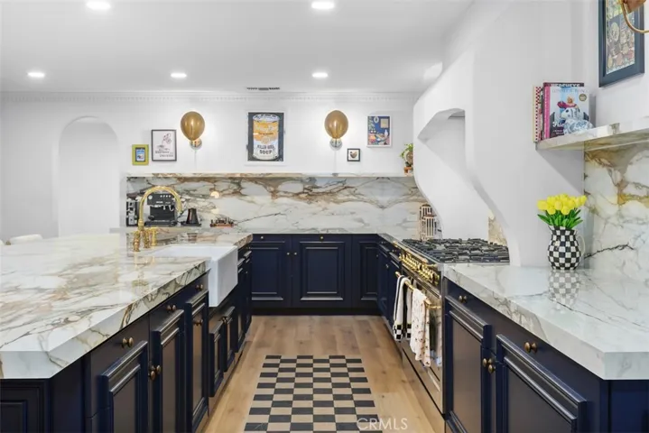 5910 Victoria, Riverside, California 92506