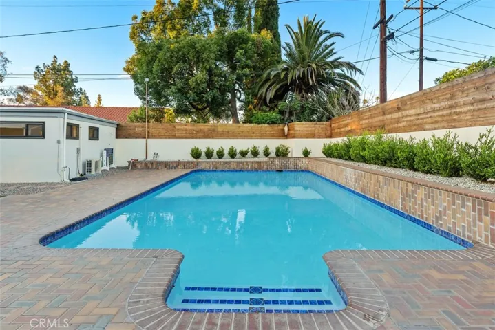 5910 Victoria, Riverside, California 92506