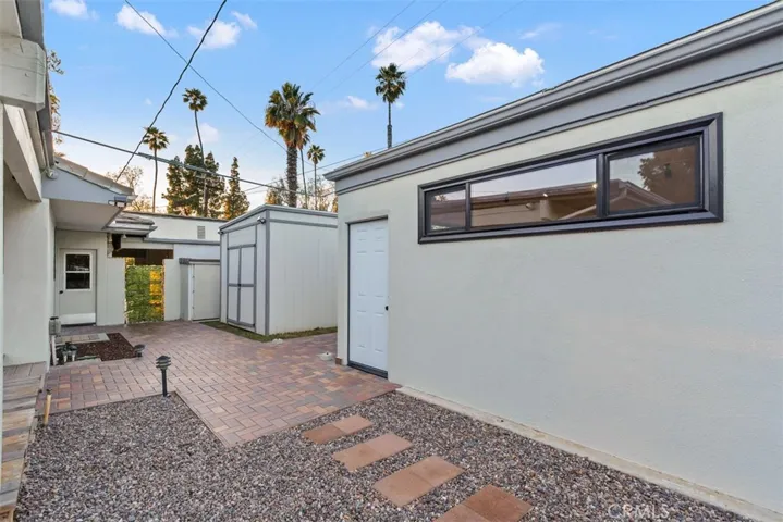 5910 Victoria, Riverside, California 92506