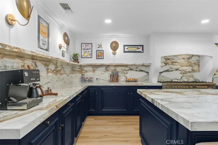 5910 Victoria, Riverside, California 92506