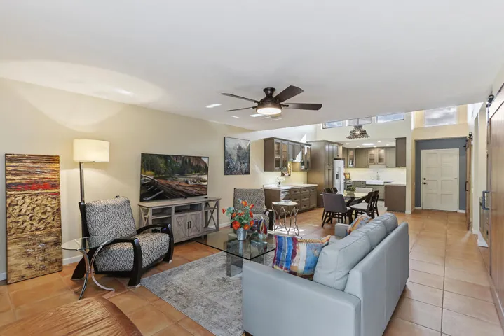 06-Living Room