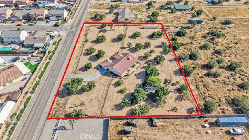 8626 Coyote Trail, Oak Hills, California 92344