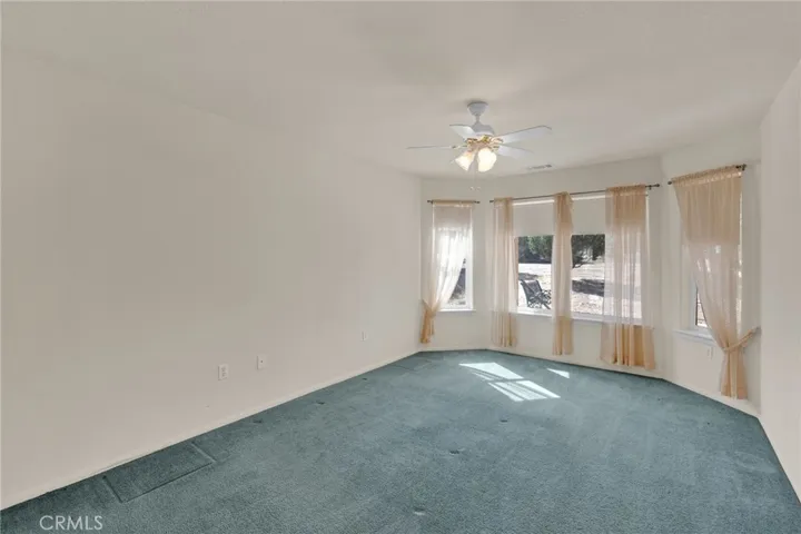 8626 Coyote Trail, Oak Hills, California 92344