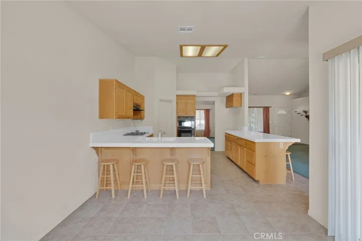 8626 Coyote Trail, Oak Hills, California 92344
