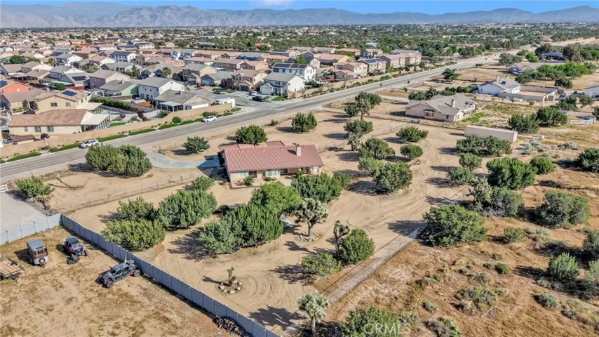 8626 Coyote Trail, Oak Hills, California 92344