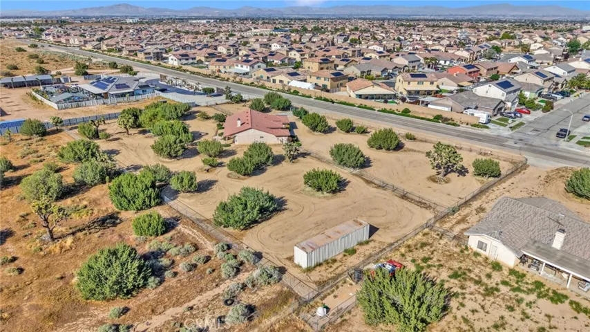 8626 Coyote Trail, Oak Hills, California 92344