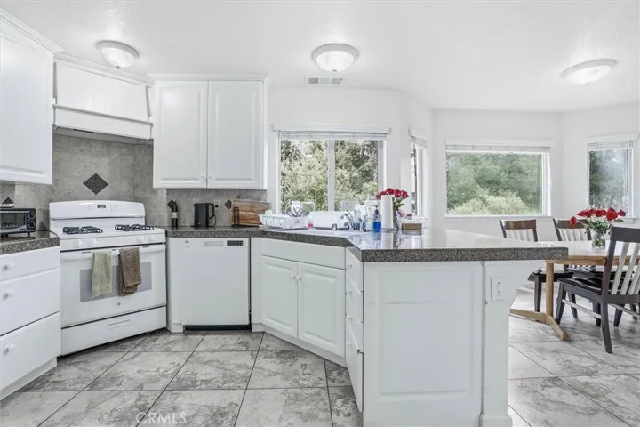3202 Rockview Place, San Luis Obispo, California 93401