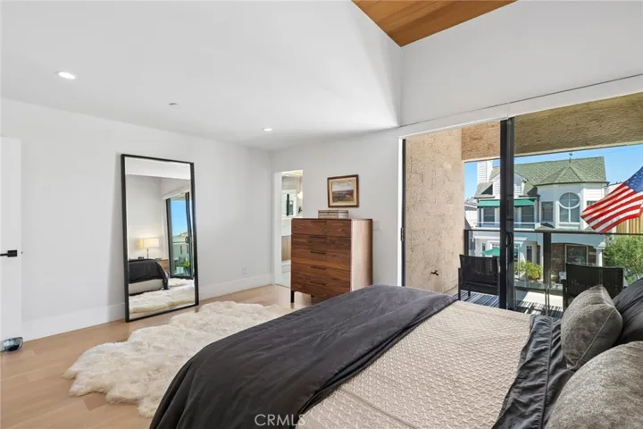 Primary suite