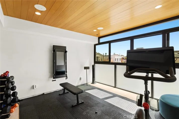 303 Ruby, Newport Beach, California 92662