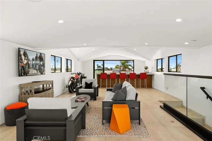 303 Ruby, Newport Beach, California 92662