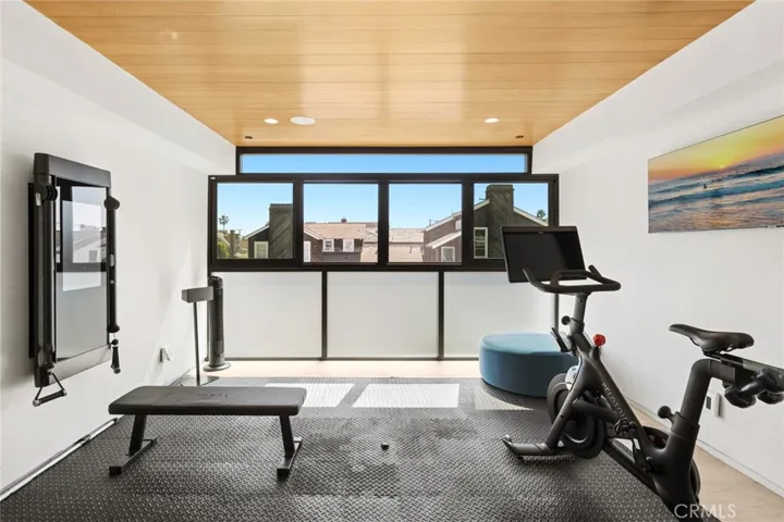 303 Ruby, Newport Beach, California 92662