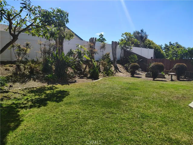 398 Day Road, Ventura, California 93003