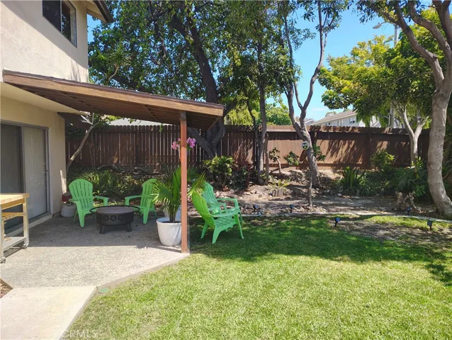398 Day Road, Ventura, California 93003