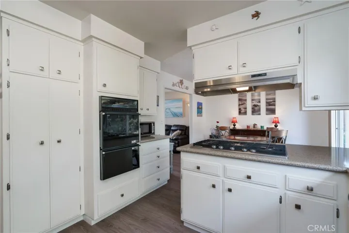 398 Day Road, Ventura, California 93003