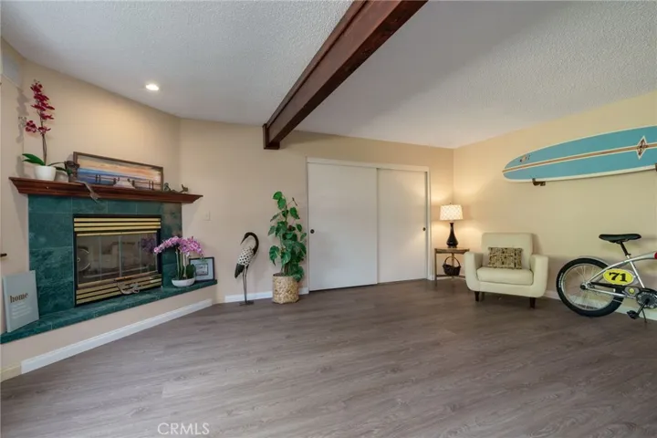 398 Day Road, Ventura, California 93003