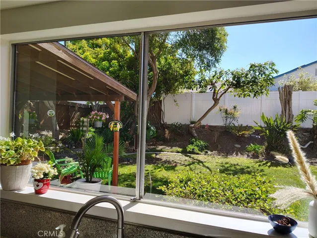 398 Day Road, Ventura, California 93003