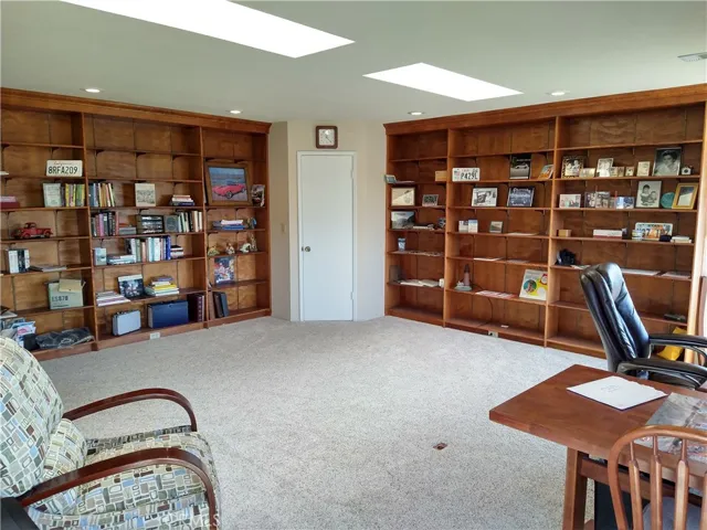 398 Day Road, Ventura, California 93003