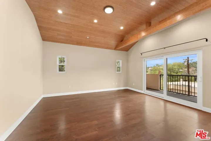 1630 Bridgeport Drive, Los Angeles, California 90065
