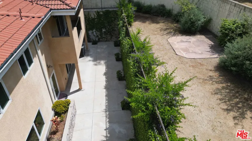 1630 Bridgeport Drive, Los Angeles, California 90065