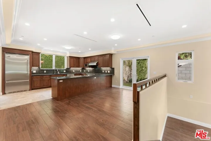 1630 Bridgeport Drive, Los Angeles, California 90065