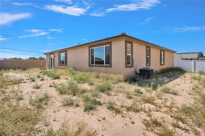 8507 Stockton Avenue, Hesperia, California 92344