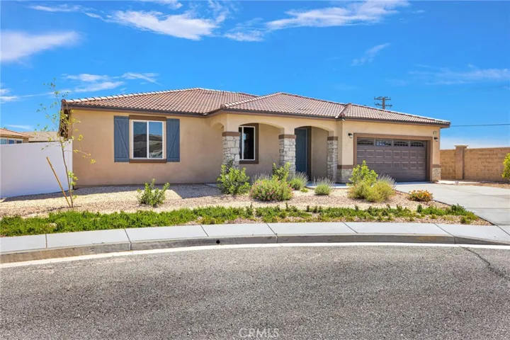 8507 Stockton Avenue, Hesperia, California 92344