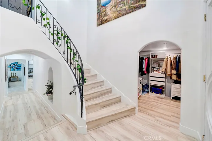 4330 Alhama, Woodland Hills, California 91364