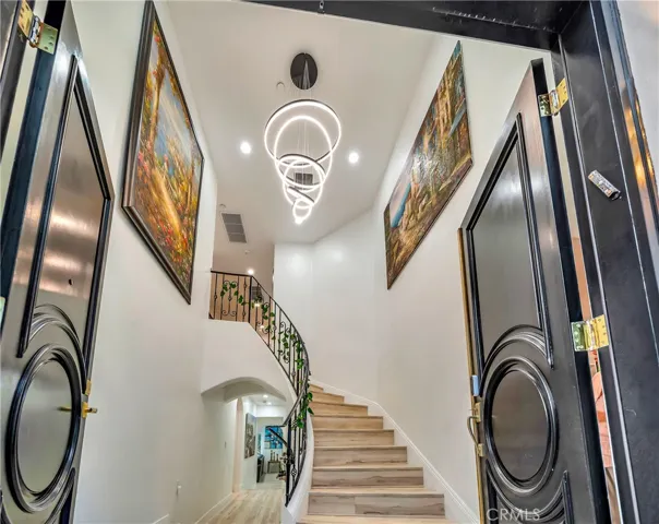 4330 Alhama, Woodland Hills, California 91364