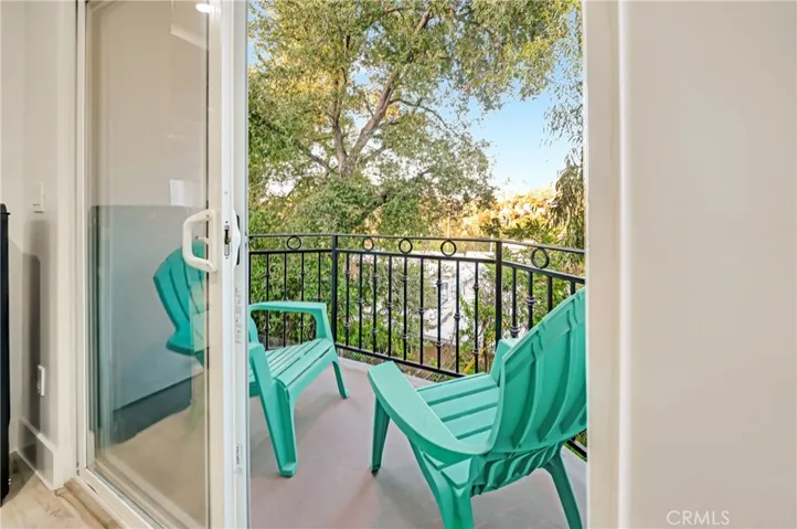 4330 Alhama, Woodland Hills, California 91364