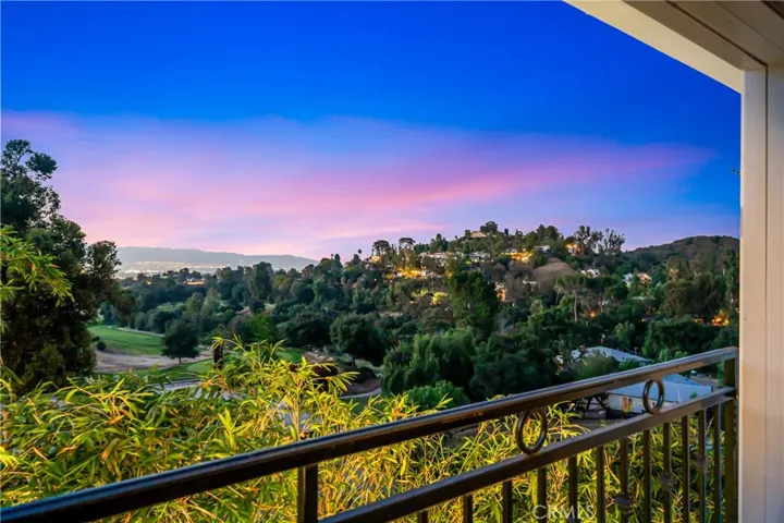 4330 Alhama, Woodland Hills, California 91364