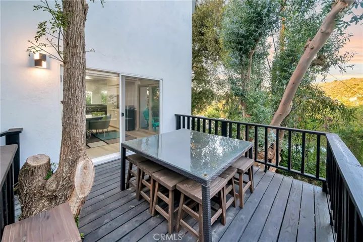 4330 Alhama, Woodland Hills, California 91364