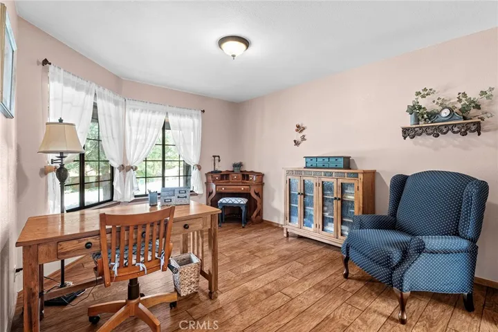 6145 Firethorn, Magalia, California 95954