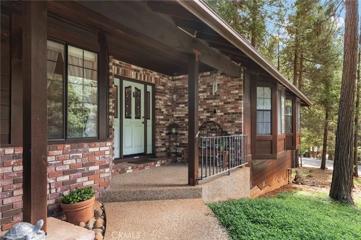 6145 Firethorn, Magalia, California 95954