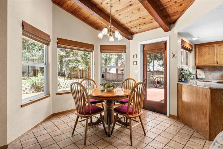 6145 Firethorn, Magalia, California 95954