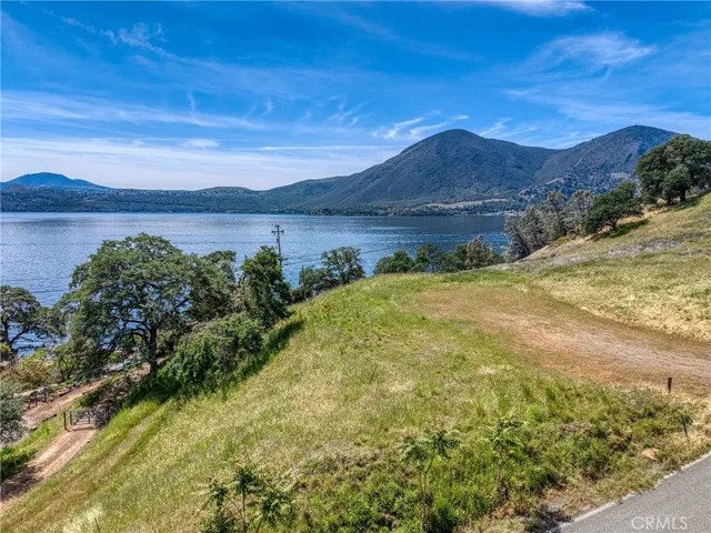 10670 Lakeshore Drive, Clearlake, California 95422 — photo 5